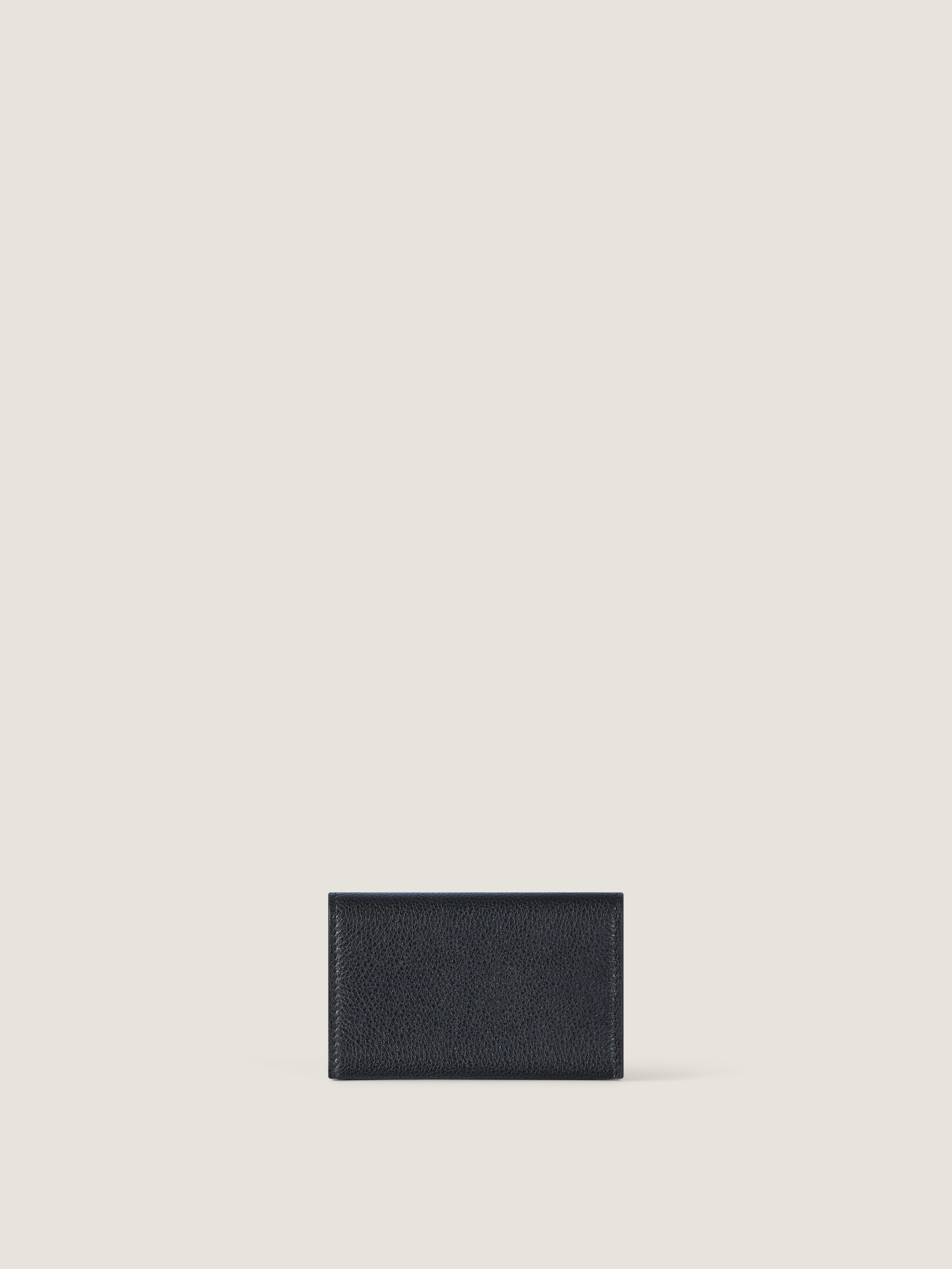 Key case in grained leather